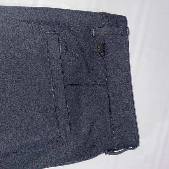 Lululemon Men's ABC Black Pants Size 34 X 30 Slim - Picture 14 of 14